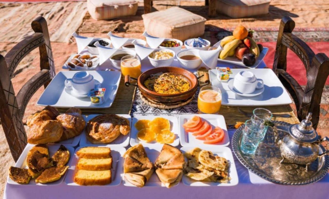 Holiday Desert Camp Merzouga Dış mekan fotoğraf